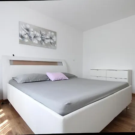 Obi, Valbandon * Fažana