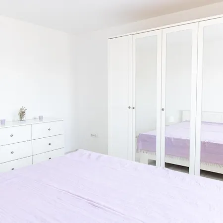 Apartment Obi, Valbandon *